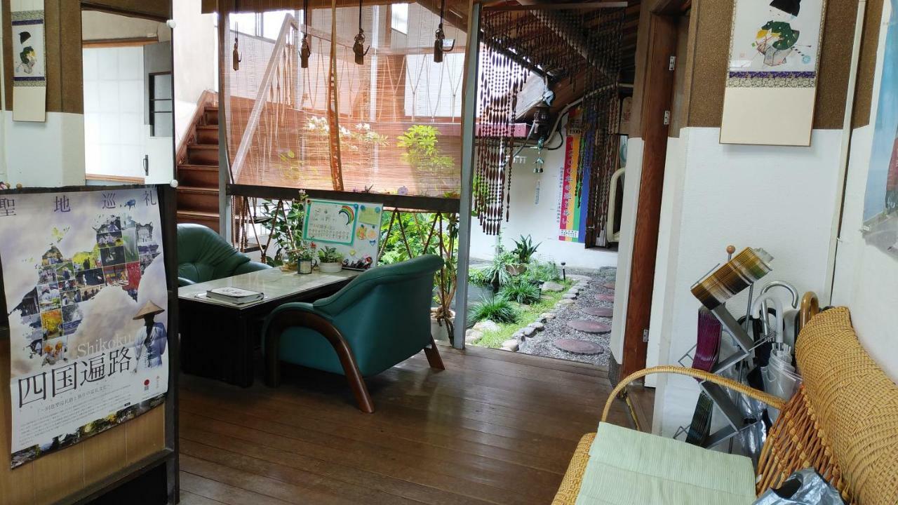 Walking Pilgrimage Hotel Tokiwa Ryokan Ozu  외부 사진